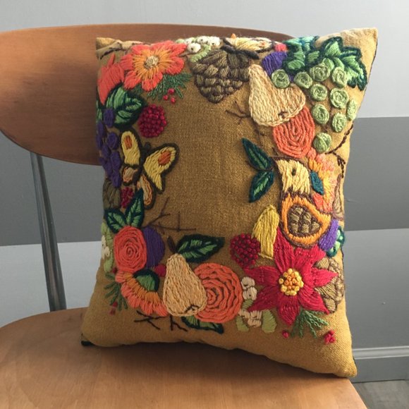 Vintage Finished Crewel Embroidery Repurposed Floral Rectangular Accent Pillow - Picture 3 of 16